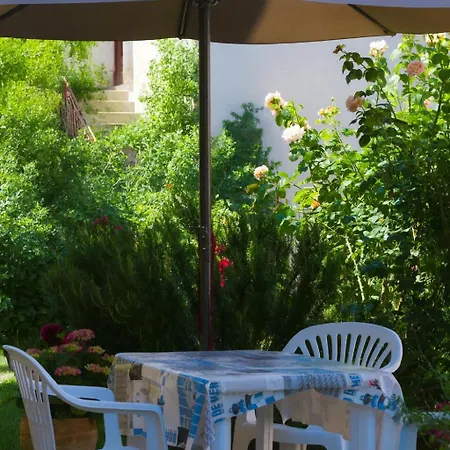 Apartman Manuela *